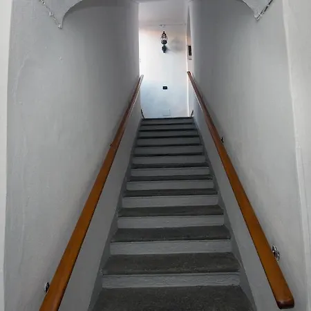 Διαμέρισμα Larius Όπως